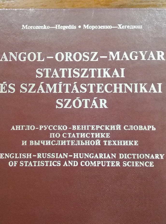 Szótárak