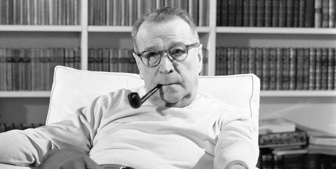 120 éve született Georges Simenon (1903–1989) belga író, a Maigret-könyvek szerzője
