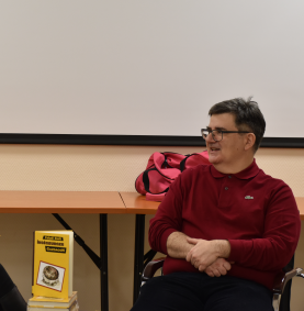 Faludi Zsolt: Ínségburger gazdagon c. könyvbemutatója